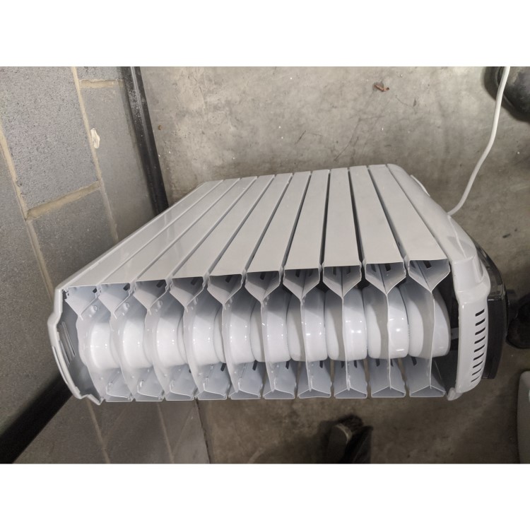 Refurbished DeLonghi Dragon 4 2.5kW Oil Filled Radiator 10 Fin 
