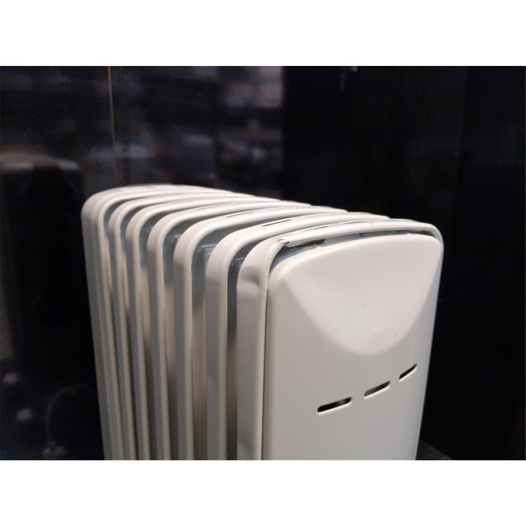 Refurbished Delonghi TRRS0715 Radia S 1.5kW Oil Filled Radiator