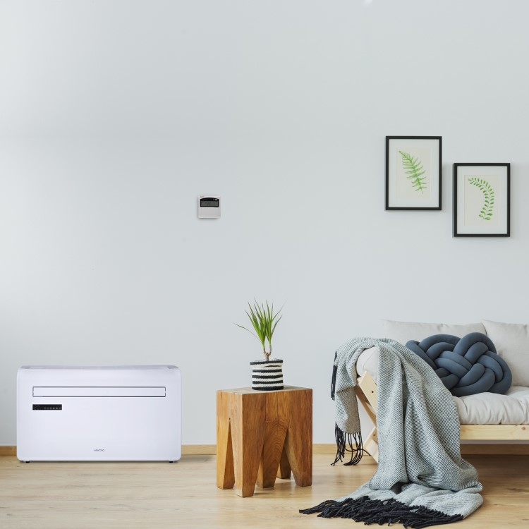 Refurbished electriQ IQOOL-SMART12HP 10000 BTU Wall Mounted Air Conditioner with Heat Pump - No Outdoor Unit Needed