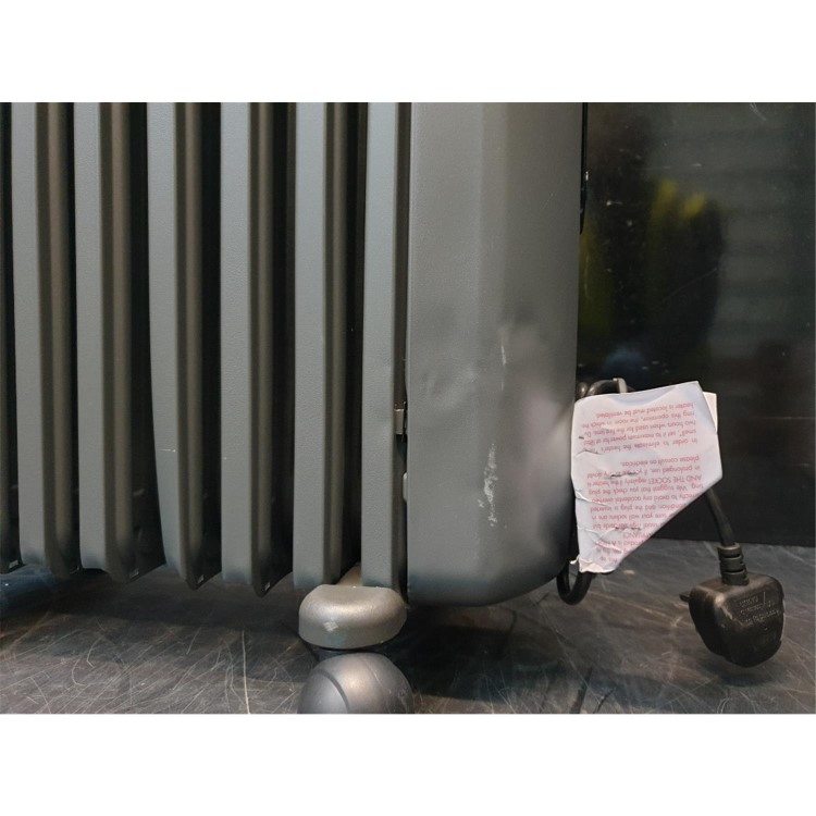 Refurbished Delonghi TRRS0920E Radia S 2kW Oil Filled Radiator - Grey