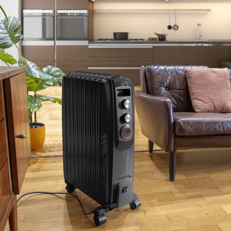 GRADE A3 - electriQ Portable 8 Fin Oil Filled Radiator - Black